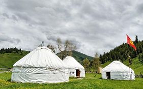 Jyrgalan Yurt Lodge